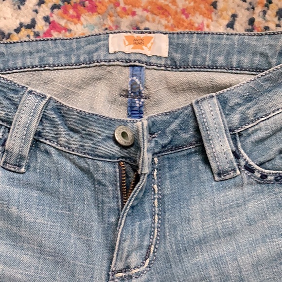 Antik Denim, size 25 boot cut jeans in medium/light blue. - Picture 4 of 9